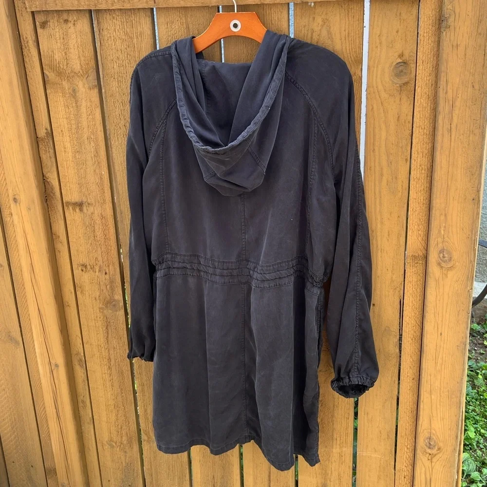 12 Lululemon City Stroll Black Cotton Jacket 100% Tencel Women’s Black